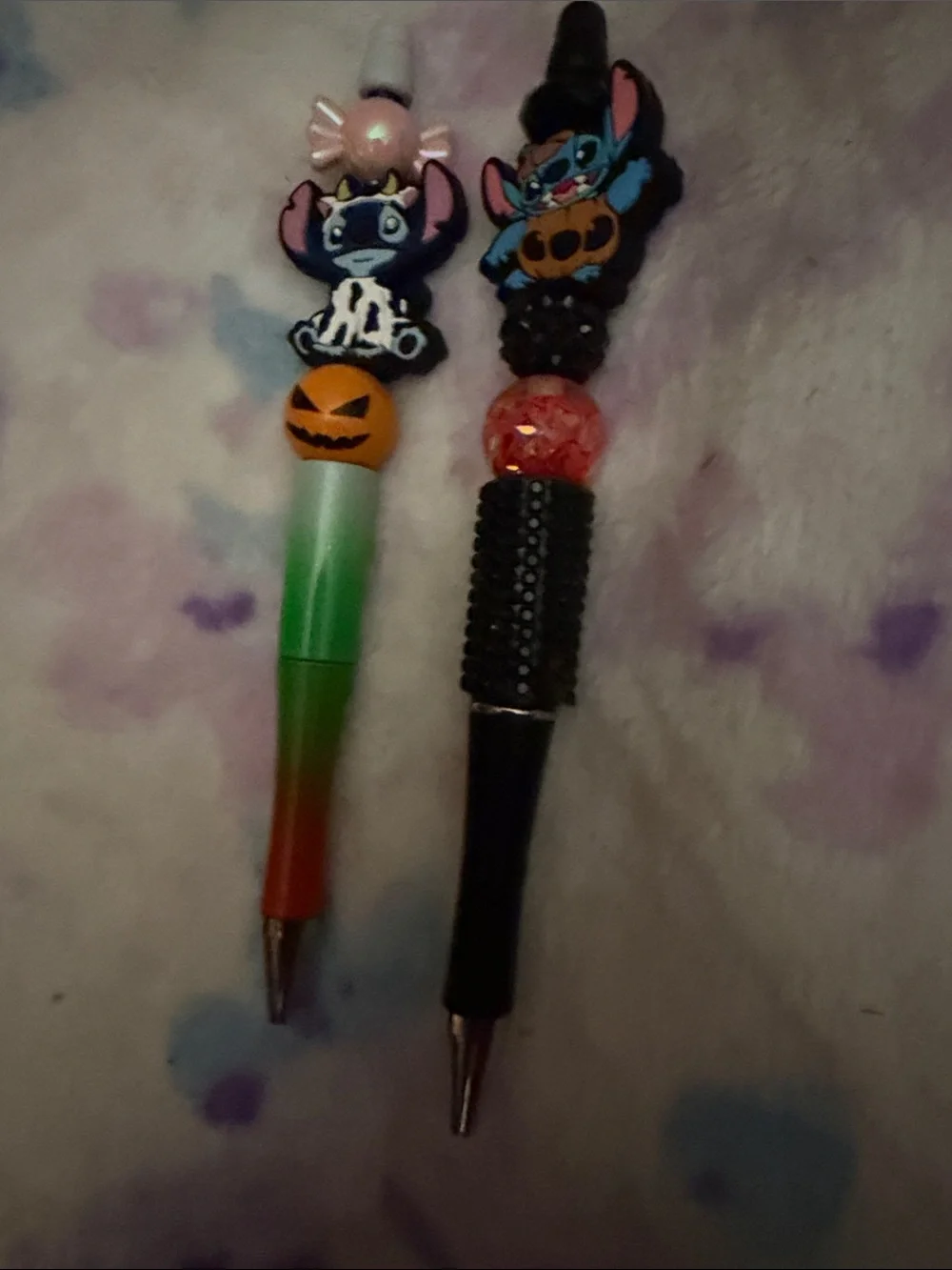 Set up to stich Halloween ink pens